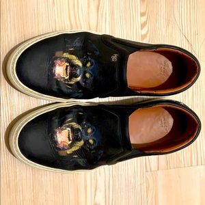 Givenchy slip on